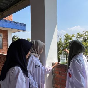 Kegiatan Lab Prodi S1 Pendidikan Biologi - 5