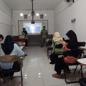 Suasana Diskusi Belajar Prodi S1 Pendidikan Biologi